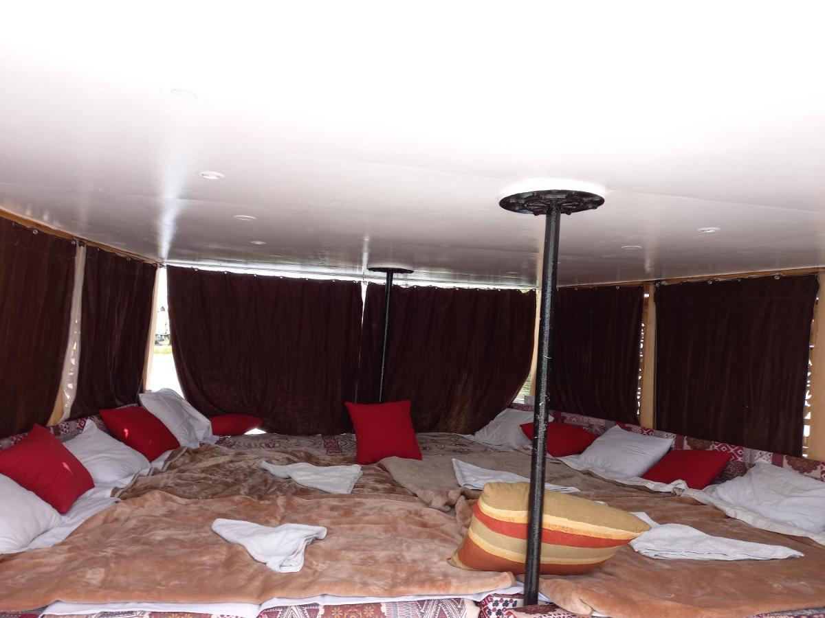 Nile Sunrise Felucca Boat Private Rental ルクソール エクステリア 写真
