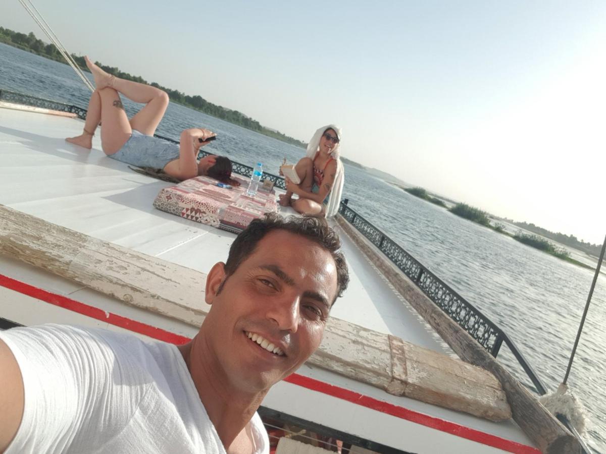 Nile Sunrise Felucca Boat Private Rental ルクソール エクステリア 写真