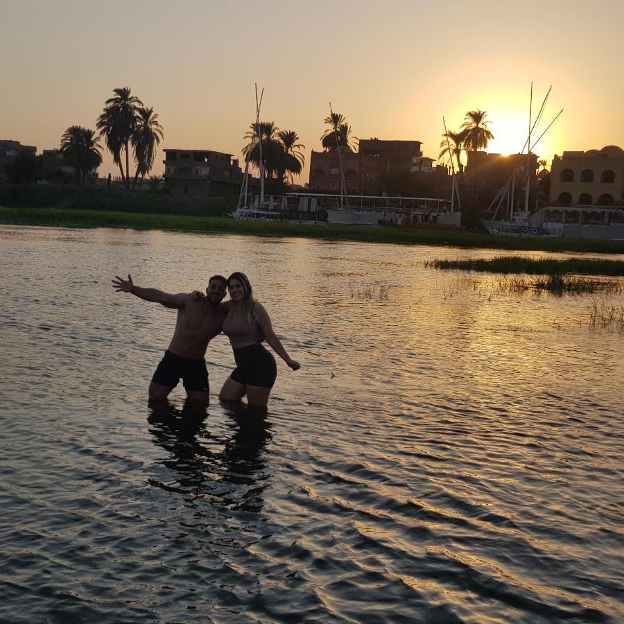 Nile Sunrise Felucca Boat Private Rental ルクソール エクステリア 写真